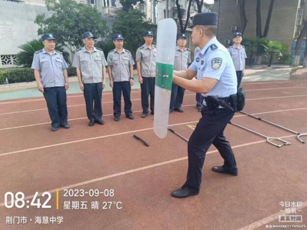 獵鷹護(hù)航秋季開學(xué)，強(qiáng)化駐校保安員培訓(xùn)